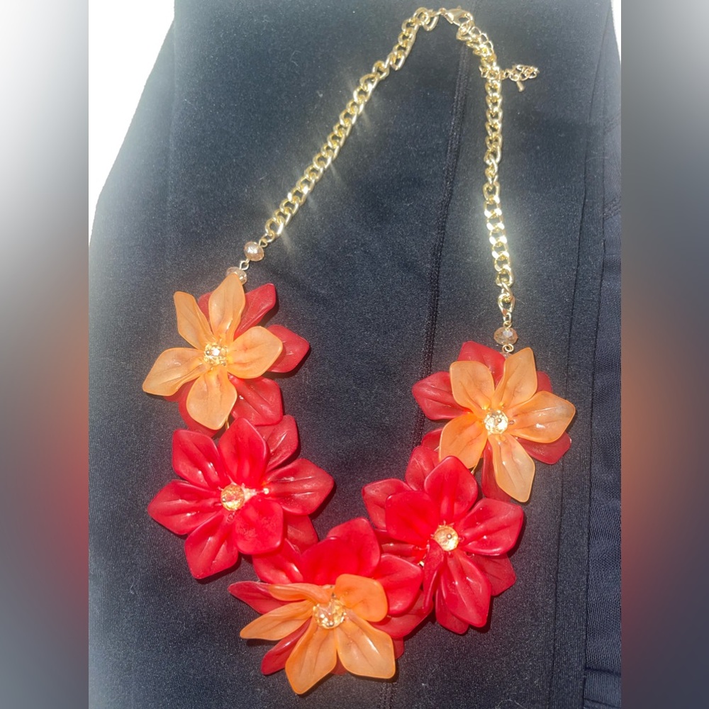 Flower necklace